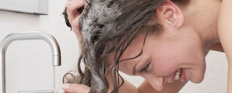 洗发水什么成分会导致脱发